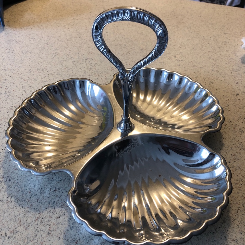Urban outfitters jewelry tri tiered dish